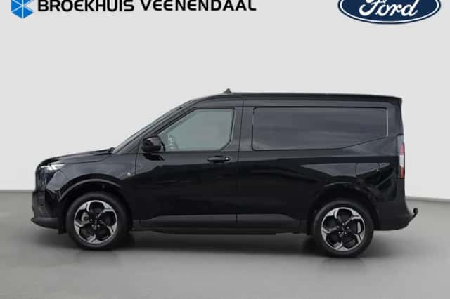 Ford E-Transit Courier (2026) thumbnail 6