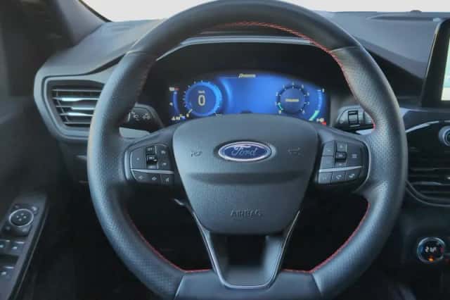Ford Kuga (2020) thumbnail 11