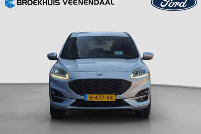 Ford Kuga (2020) thumbnail 4