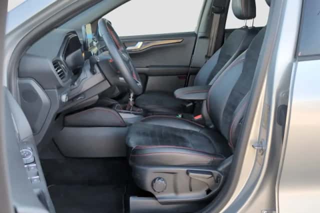 Ford Kuga (2020) thumbnail 8