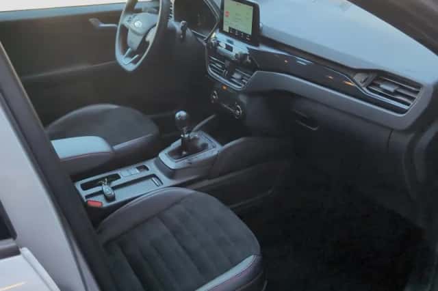 Ford Kuga (2020) thumbnail 9