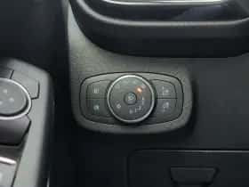 Ford Fiesta (2018) thumbnail 18