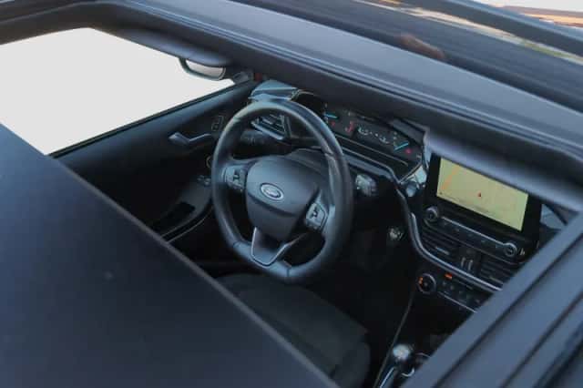 Ford Fiesta (2018) thumbnail 8