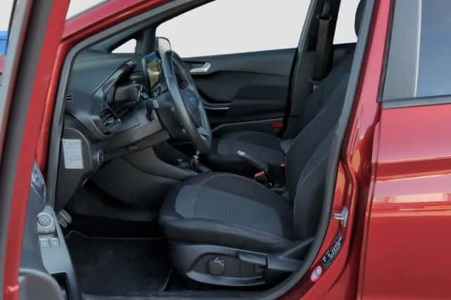 Ford Fiesta (2018) thumbnail 9