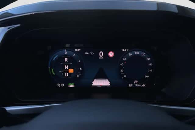 Ford Grand Tourneo Connect (2025) thumbnail 14