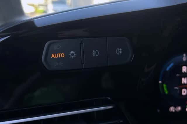 Ford Grand Tourneo Connect (2025) thumbnail 21