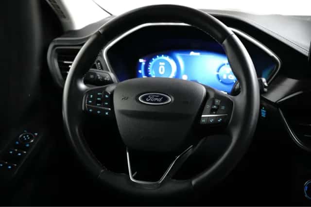 Ford Kuga (2023) thumbnail 12