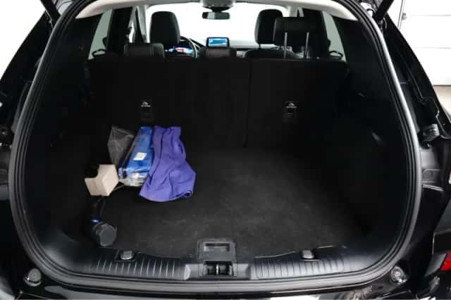 Ford Kuga (2023) thumbnail 15