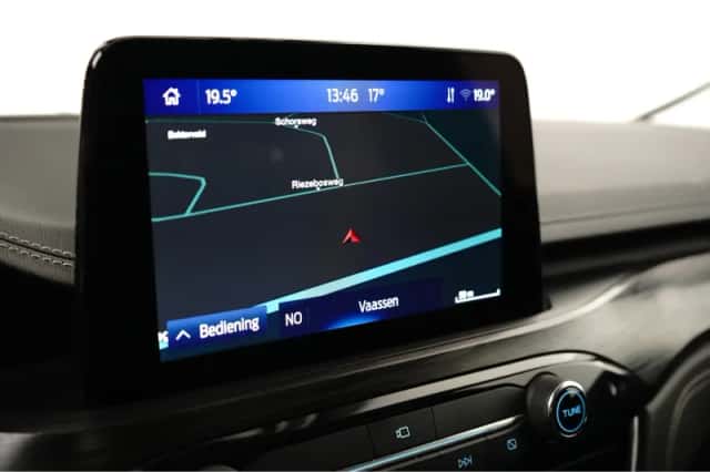 Ford Kuga (2023) thumbnail 28
