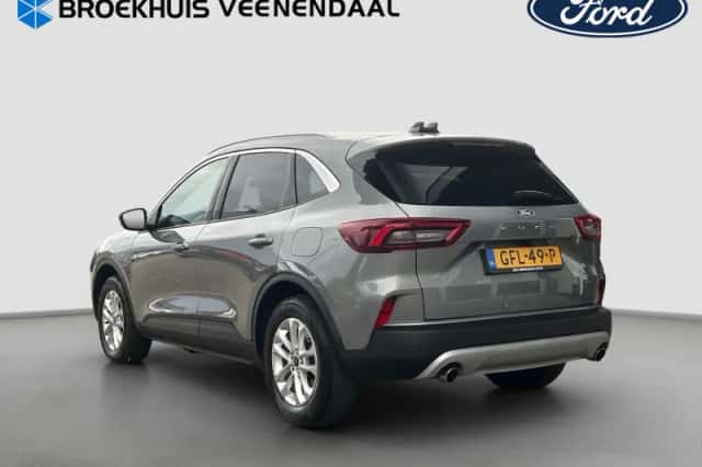 Ford Kuga (2024) thumbnail 3