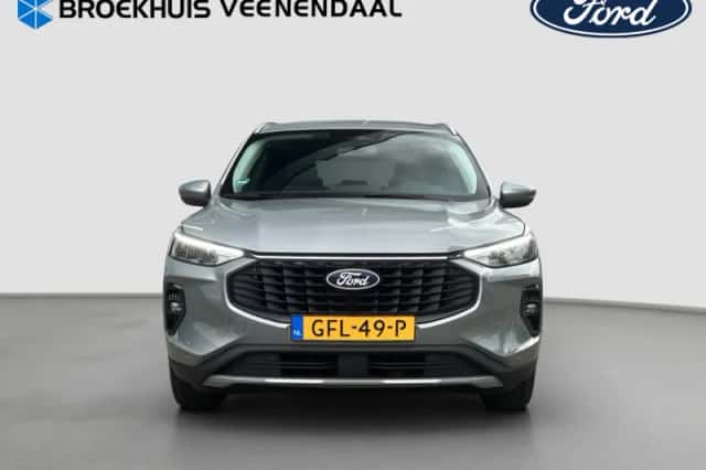 Ford Kuga (2024) thumbnail 4