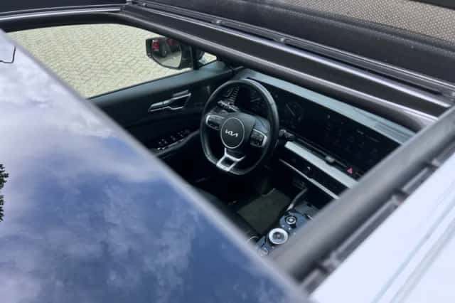 Kia Sportage (2022) thumbnail 37