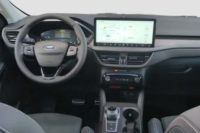 Ford Kuga (2025) thumbnail 2
