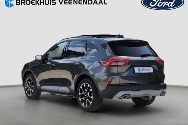 Ford Kuga (2025) thumbnail 3