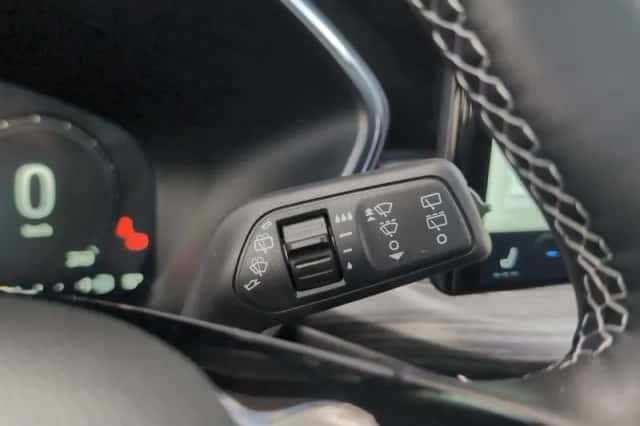 Ford Kuga (2025) thumbnail 21