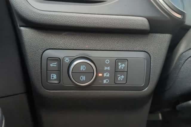 Ford Kuga (2025) thumbnail 22