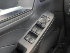 Ford Kuga (2025) thumbnail 23