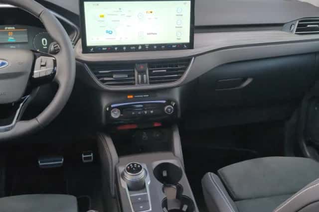 Ford Kuga (2025) thumbnail 24