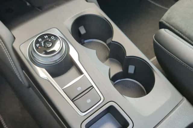 Ford Kuga (2025) thumbnail 25