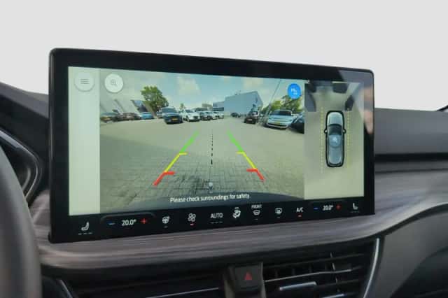 Ford Kuga (2025) thumbnail 32