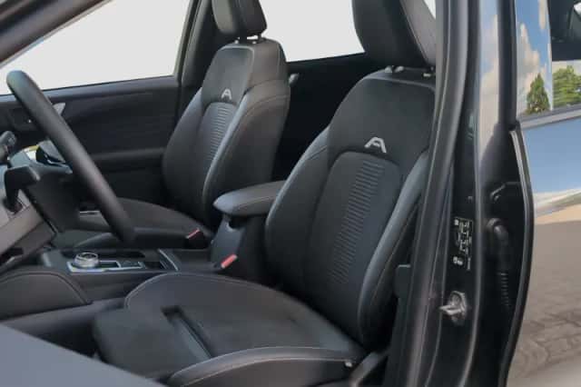 Ford Kuga (2025) thumbnail 9