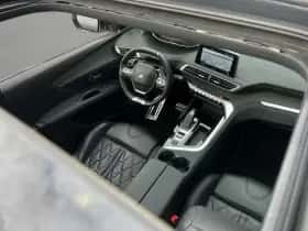 Peugeot 3008 (2019) thumbnail 21