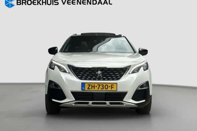 Peugeot 3008 (2019) thumbnail 4