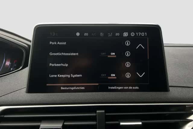 Peugeot 3008 (2019) thumbnail 31