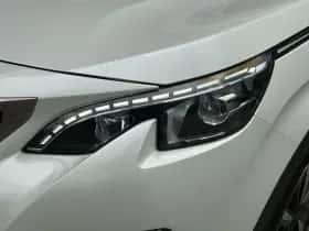 Peugeot 3008 (2019) thumbnail 36