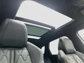 Peugeot 3008 (2019) thumbnail 8