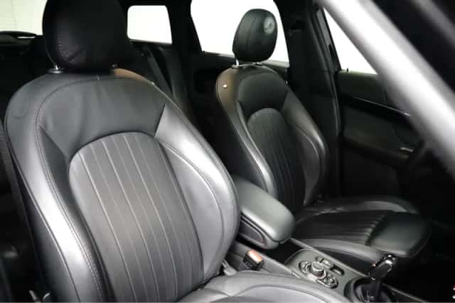 MINI Countryman (2023) thumbnail 9
