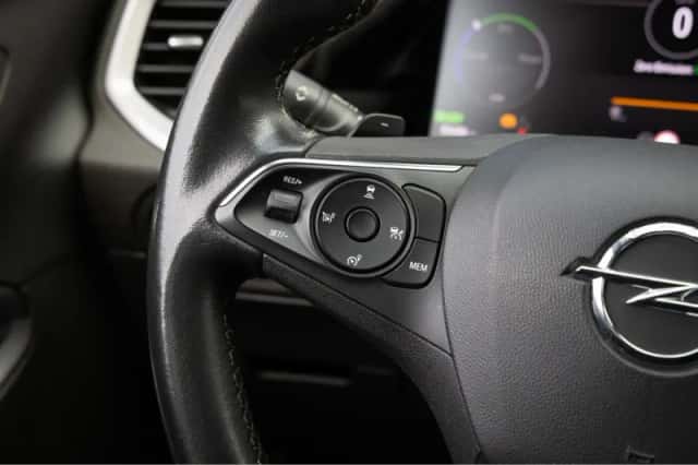 Opel Grandland (2022) thumbnail 15
