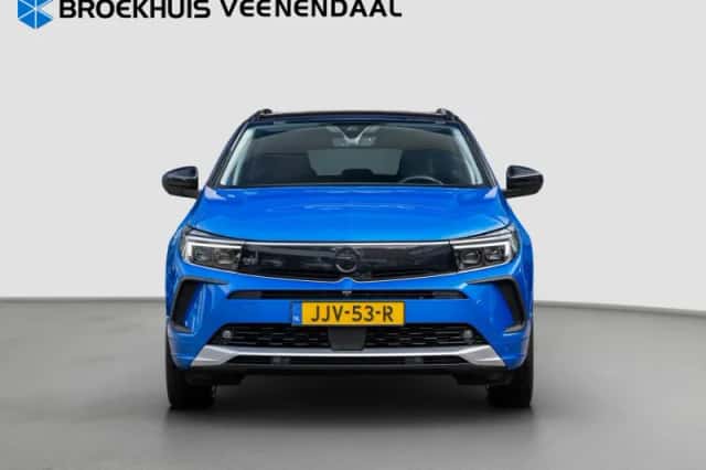 Opel Grandland (2022) thumbnail 3
