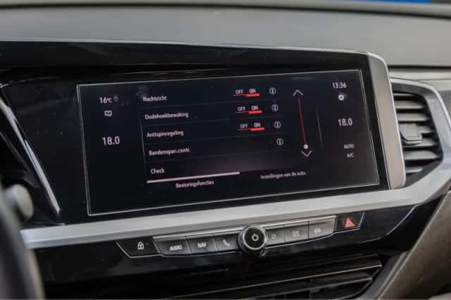 Opel Grandland (2022) thumbnail 21