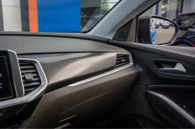 Opel Grandland (2022) thumbnail 25