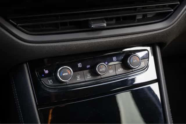 Opel Grandland (2022) thumbnail 26