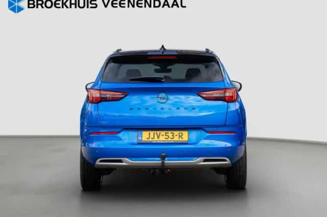 Opel Grandland (2022) thumbnail 4