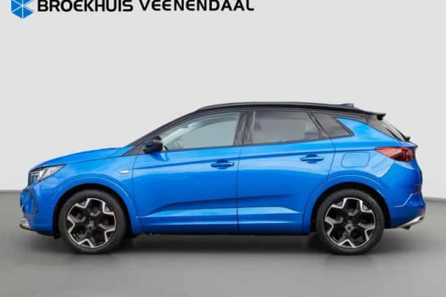 Opel Grandland (2022) thumbnail 5