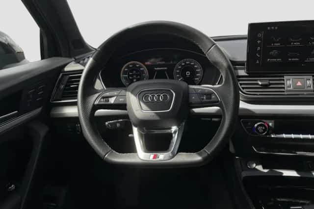 Audi Q5 (2024) thumbnail 2