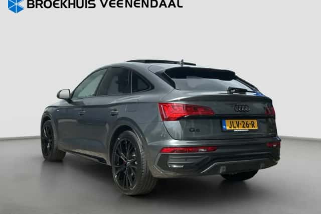 Audi Q5 (2024) thumbnail 3