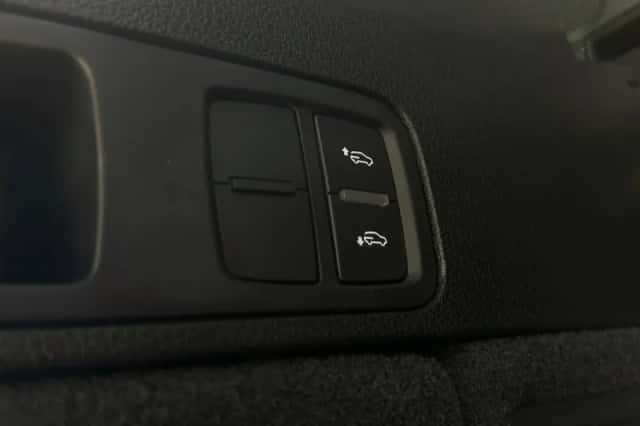 Audi Q5 (2024) thumbnail 24