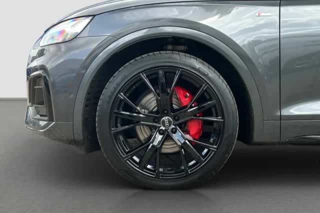 Audi Q5 (2024) thumbnail 8