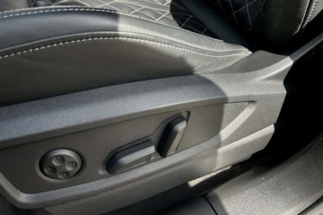 Audi Q5 (2024) thumbnail 10