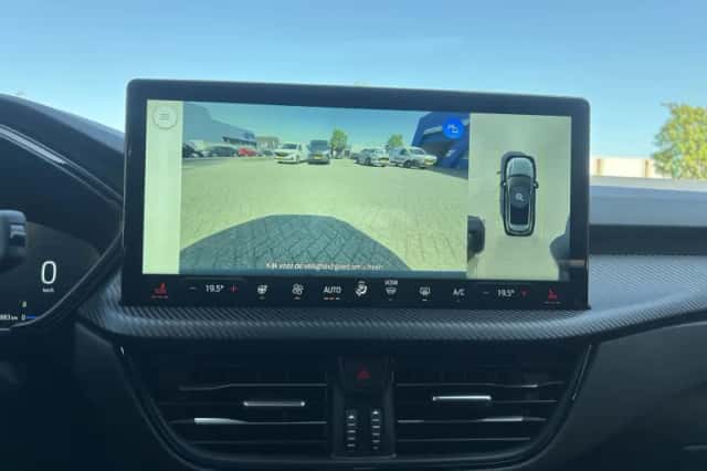 Ford Kuga (2026) thumbnail 30