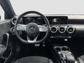 Mercedes-Benz A-Klasse (2018) thumbnail 2