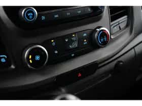 Ford Transit Custom (2023) thumbnail 19