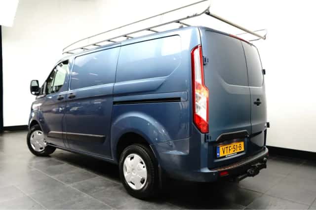 Ford Transit Custom (2023) thumbnail 5