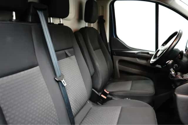 Ford Transit Custom (2023) thumbnail 6