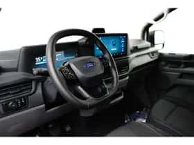 Ford E-Transit Custom (2026) thumbnail 13