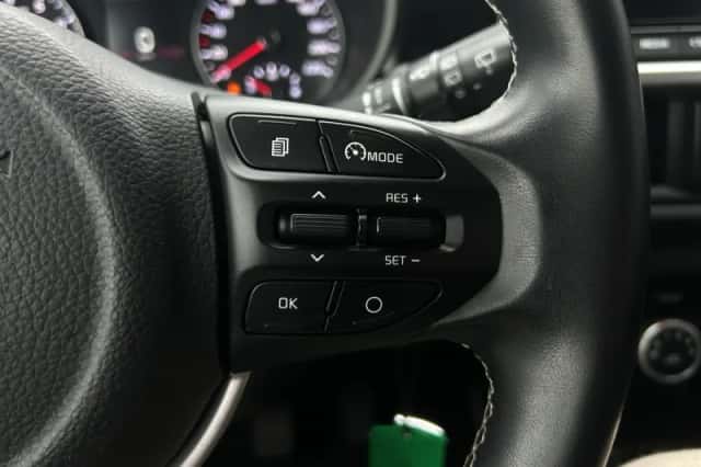 Kia Picanto (2022) thumbnail 11